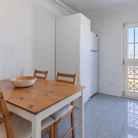 Stylish With Parking By Lovelystay Lizbona